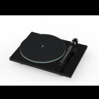 Pro-Ject Essential III patefonas su phono korektoriumi